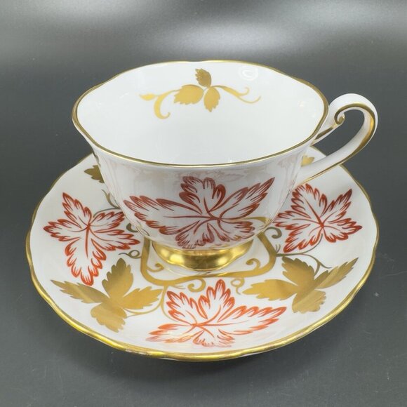 Royal Chelsea Fine English Bone China Teacup and Saucer Set Hand Decorated VTG - Picture 16 of 16